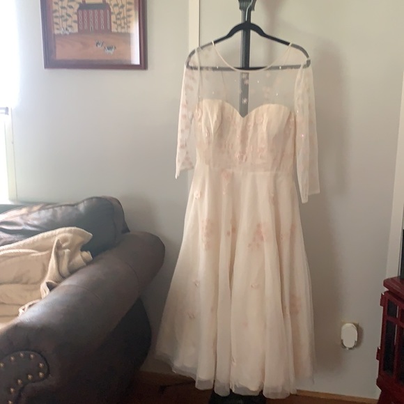 This was my dream wedding gown - Picture 3 of 3